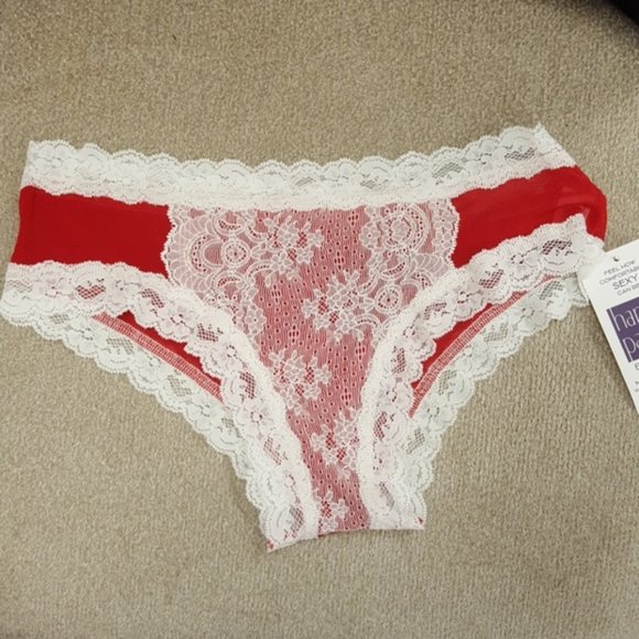 Hanky Panky Bra & Panty Set - Picture 4 of 6